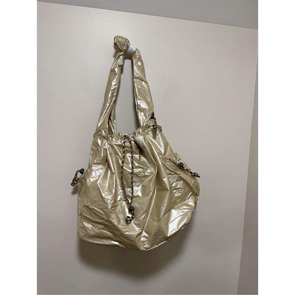 New Urban Outfitters UO Sport Shoulder Bag - Picture 2 of 12